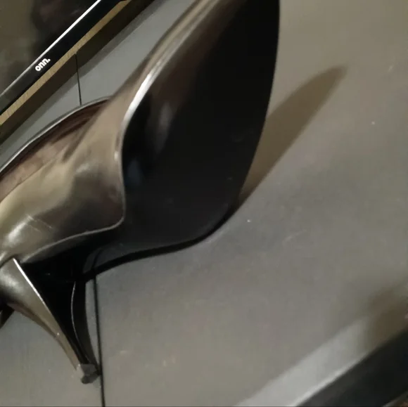 Charles Jourdan Black Women's Heels - Picture 4 of 6